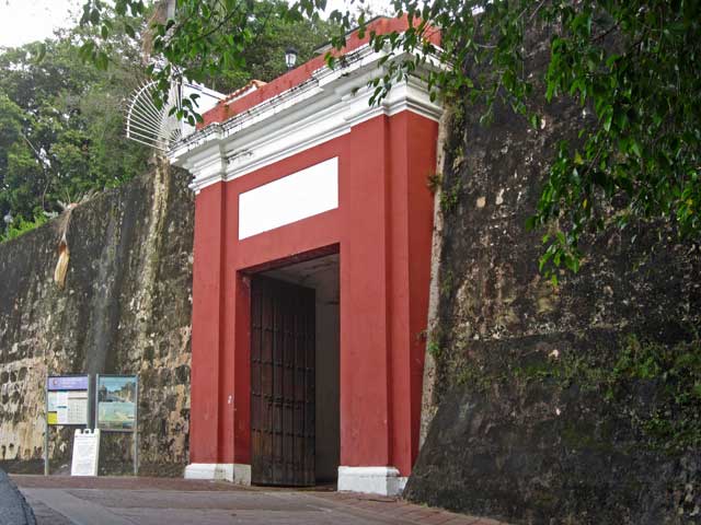 gate
